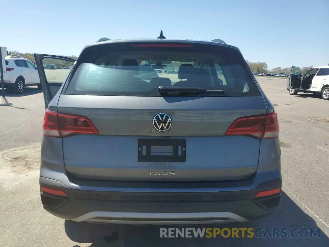 6 Photograph of a damaged car 3VV5X7B25RM074020 VOLKSWAGEN TAOS S 2024
