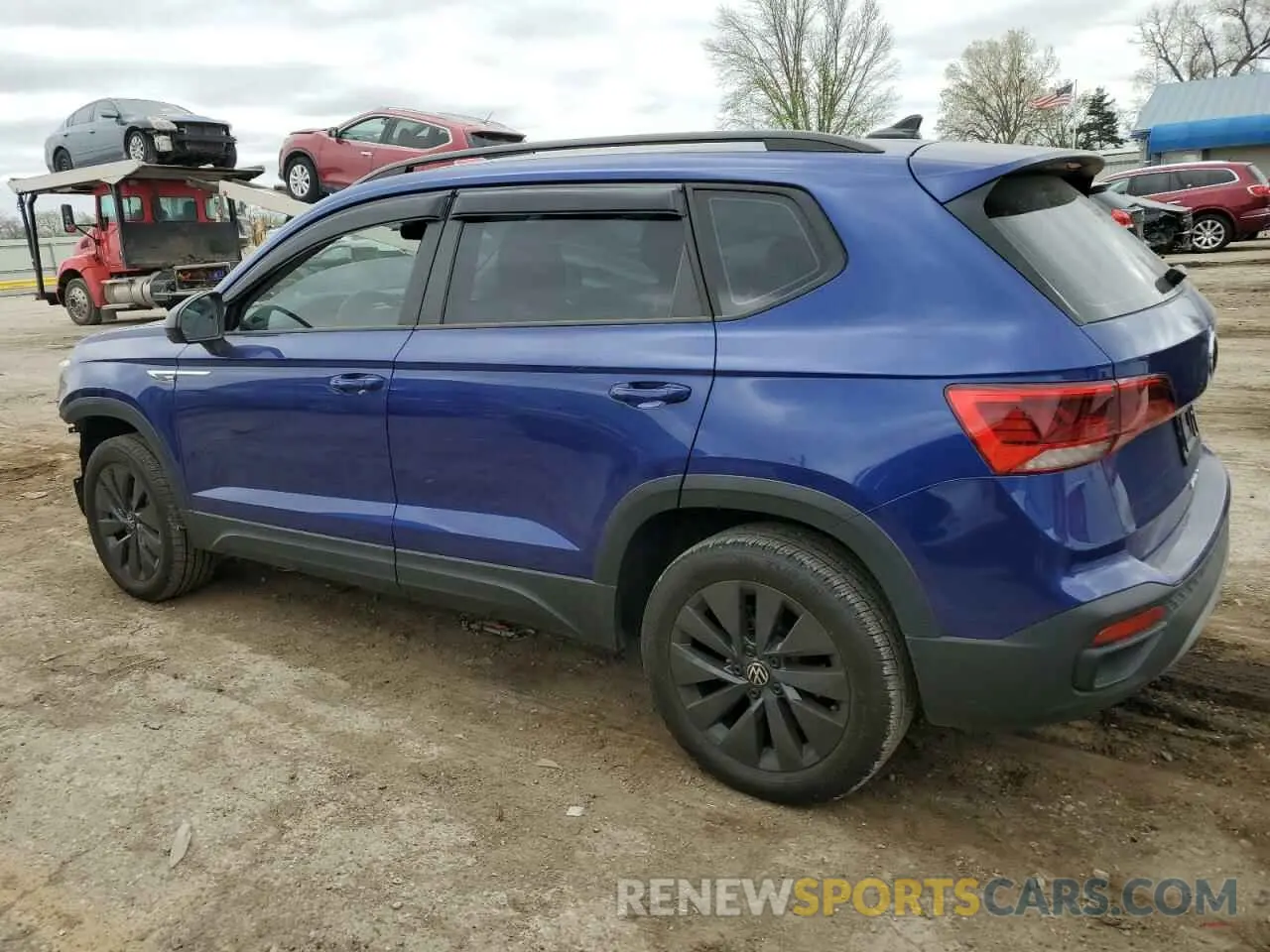 2 Photograph of a damaged car 3VV5X7B27RM105381 VOLKSWAGEN TAOS S 2024