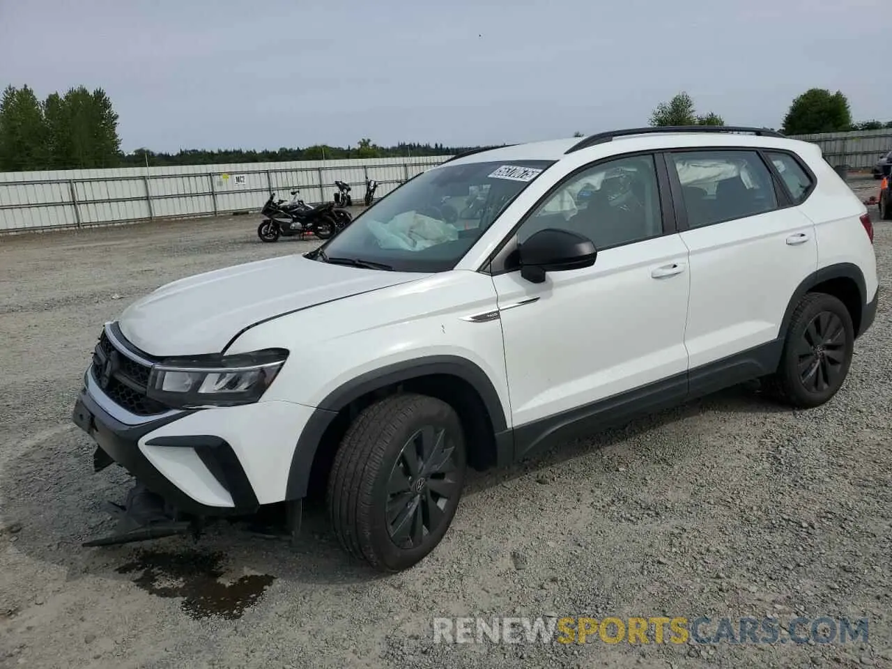 1 Photograph of a damaged car 3VV5X7B2XRM057665 VOLKSWAGEN TAOS S 2024