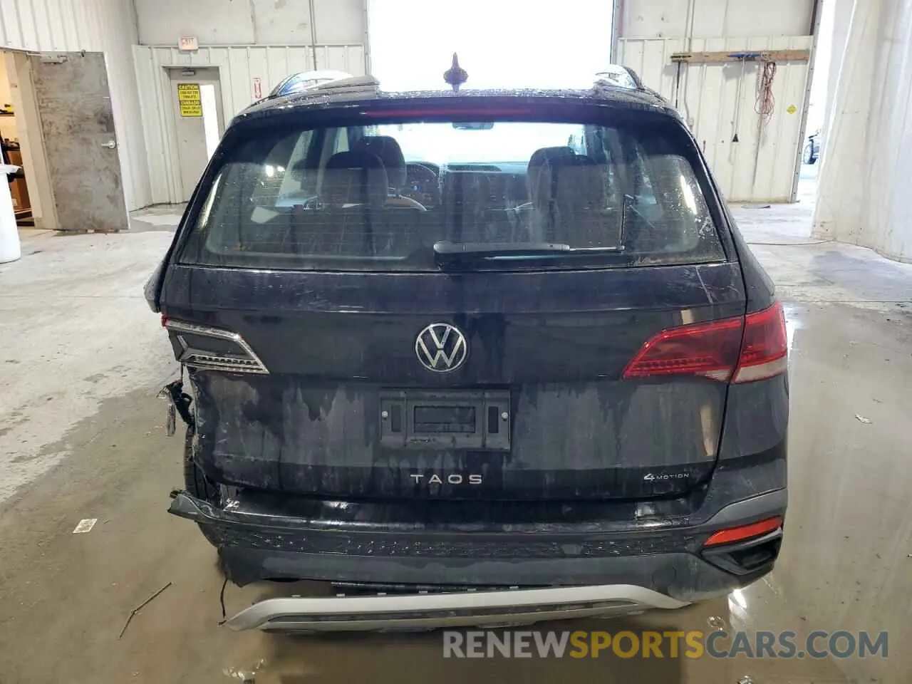 6 Photograph of a damaged car 3VV8X7B20RM126571 VOLKSWAGEN TAOS S 2024