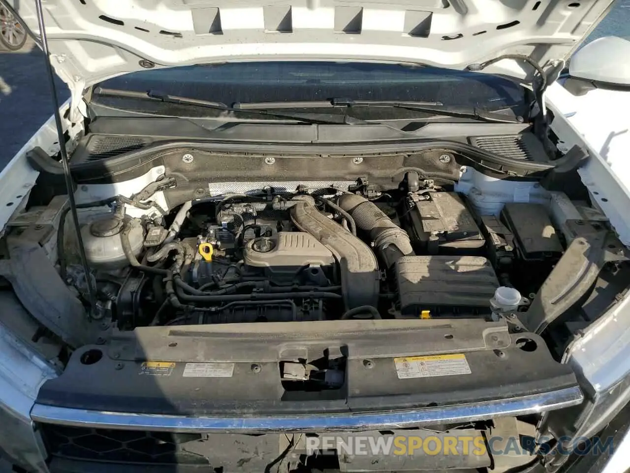 11 Photograph of a damaged car 3VVRX7B24NM036628 VOLKSWAGEN TAOS SE 2022