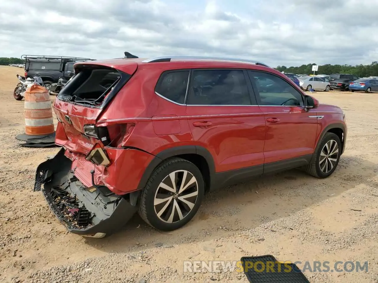 3 Photograph of a damaged car 3VVRX7B25NM088608 VOLKSWAGEN TAOS SE 2022