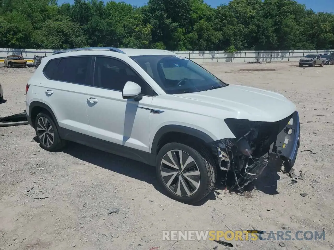 4 Photograph of a damaged car 3VVRX7B28NM063198 VOLKSWAGEN TAOS SE 2022