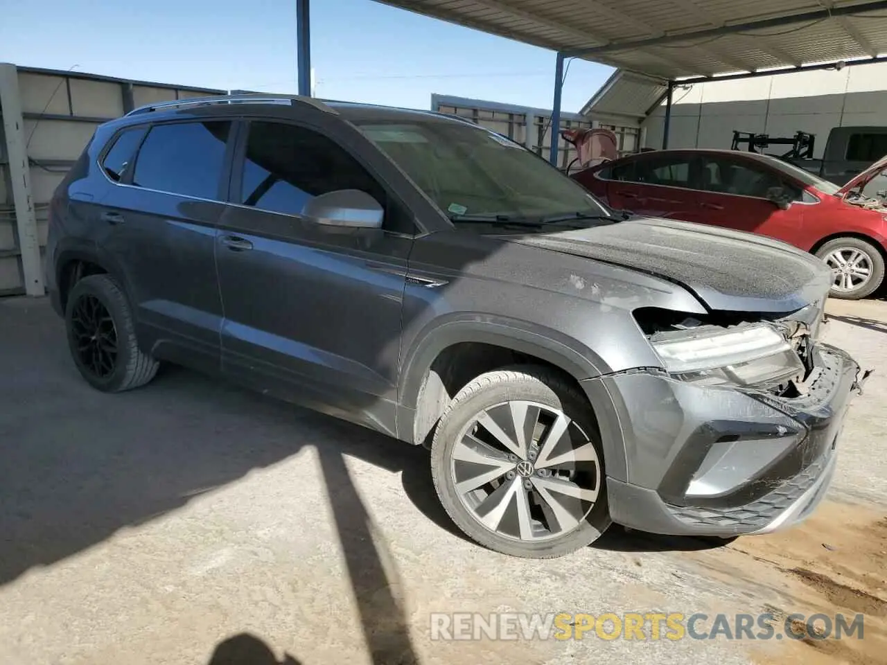 4 Photograph of a damaged car 3VVSX7B21NM011932 VOLKSWAGEN TAOS SE 2022