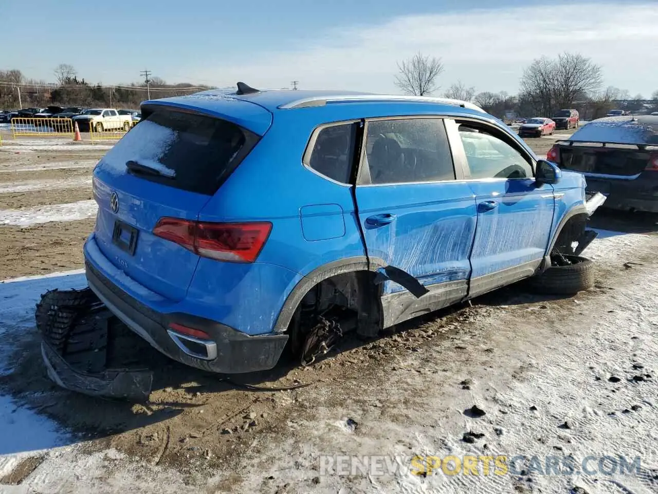 3 Photograph of a damaged car 3VVSX7B24NM060476 VOLKSWAGEN TAOS SE 2022