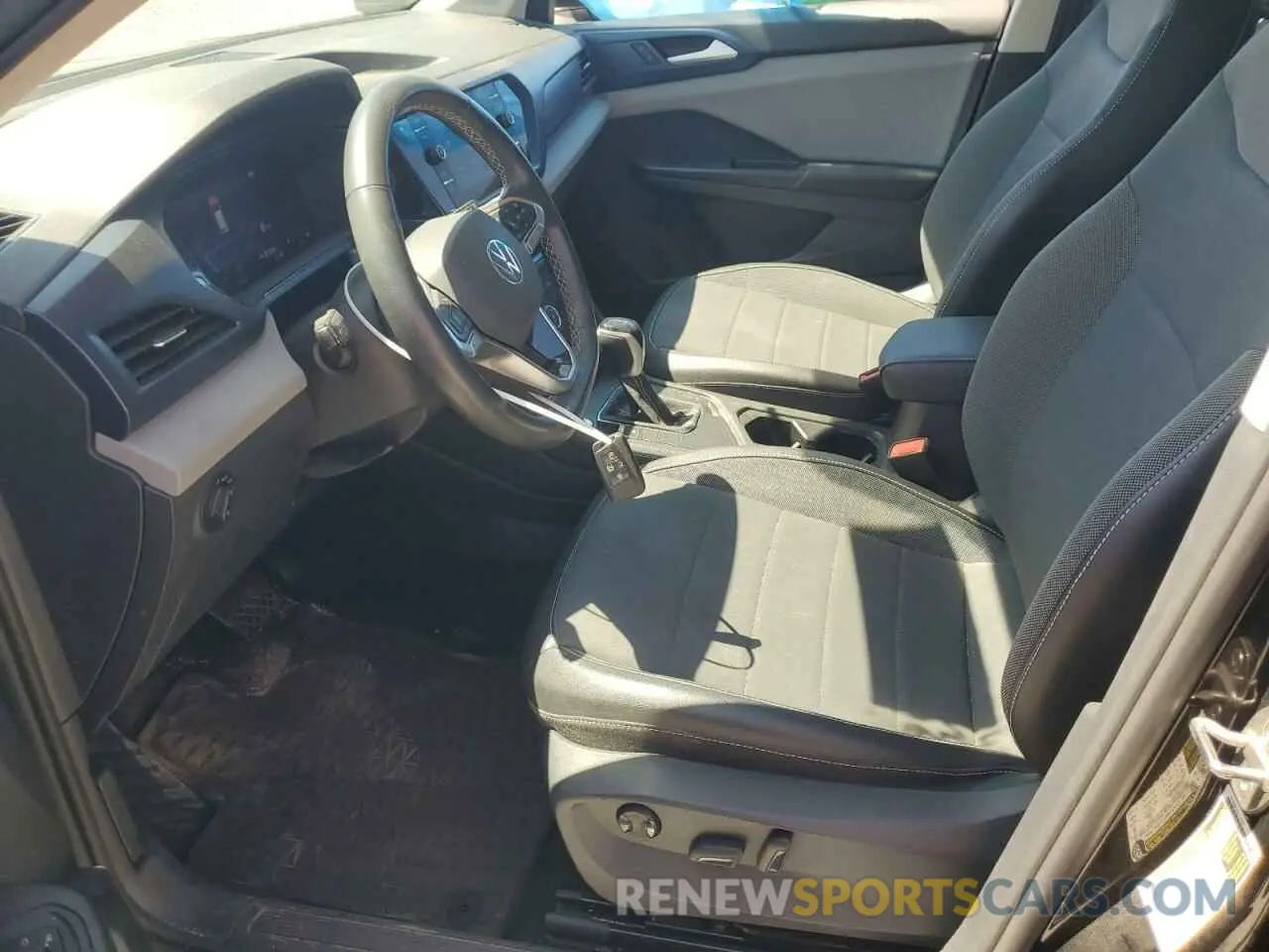 7 Photograph of a damaged car 3VVSX7B27NM083914 VOLKSWAGEN TAOS SE 2022
