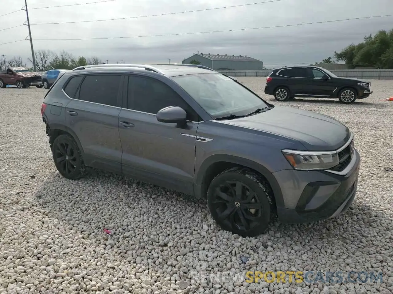 4 Photograph of a damaged car 3VVTX7B22NM069424 VOLKSWAGEN TAOS SE 2022