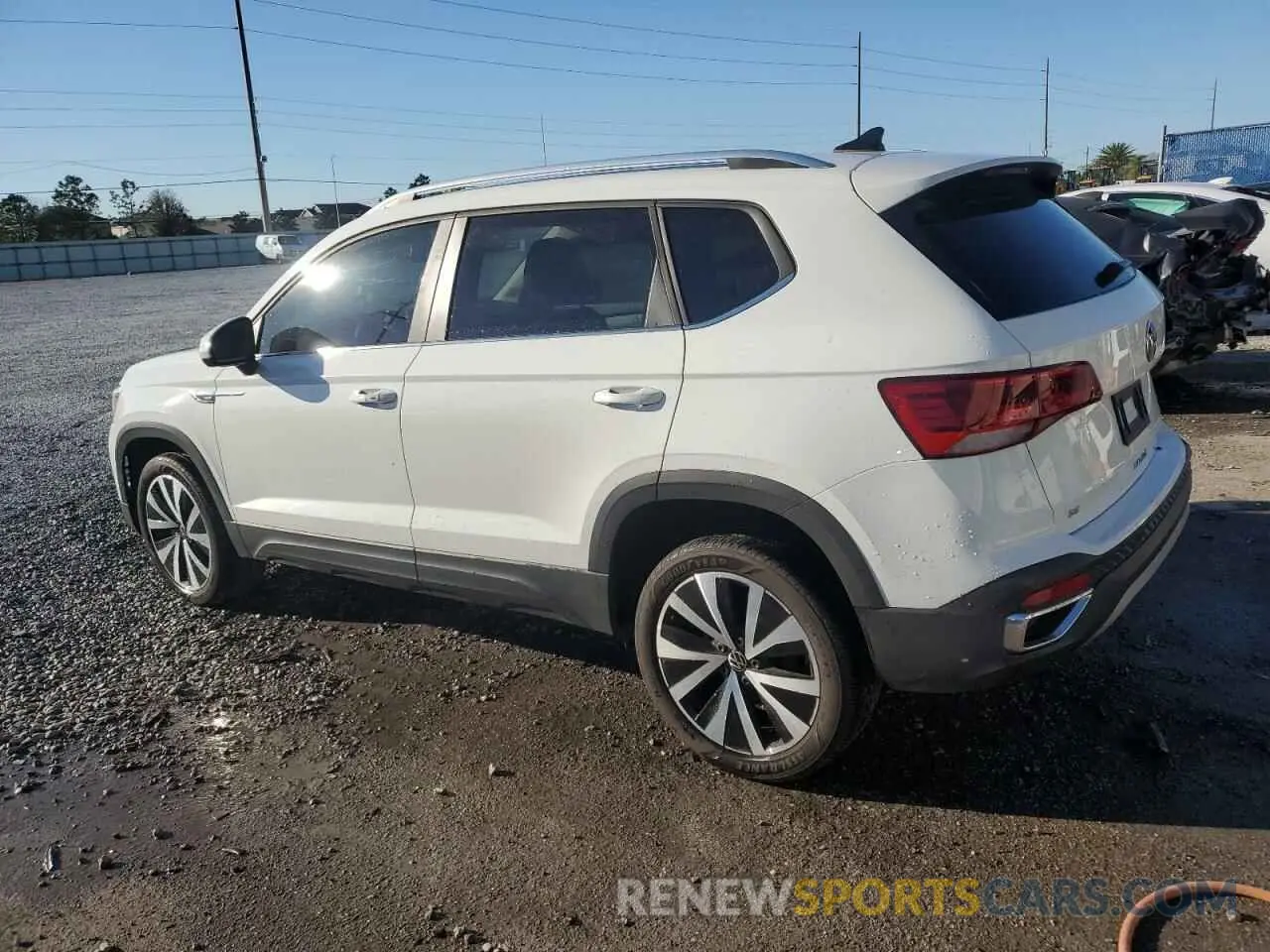 2 Photograph of a damaged car 3VVTX7B25NM095693 VOLKSWAGEN TAOS SE 2022