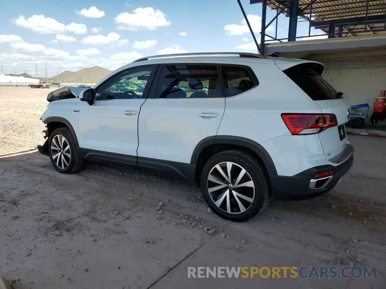 2 Photograph of a damaged car 3VVWX7B22NM046237 VOLKSWAGEN TAOS SE 2022