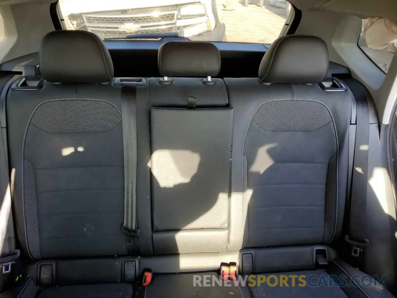10 Photograph of a damaged car 3VVYX7B24NM077935 VOLKSWAGEN TAOS SE 2022