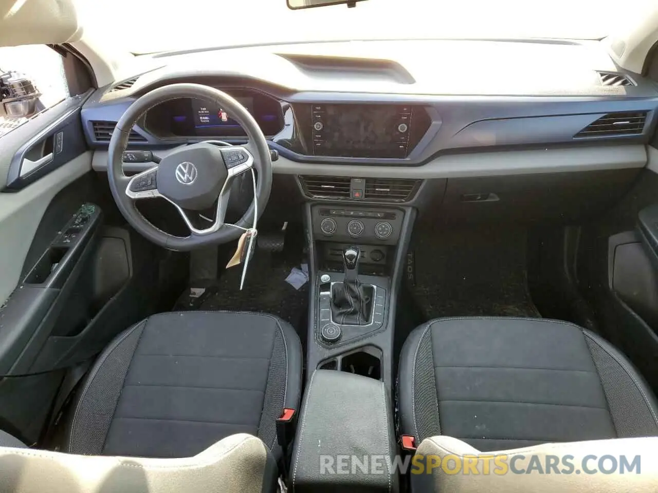 8 Photograph of a damaged car 3VVYX7B24NM077935 VOLKSWAGEN TAOS SE 2022