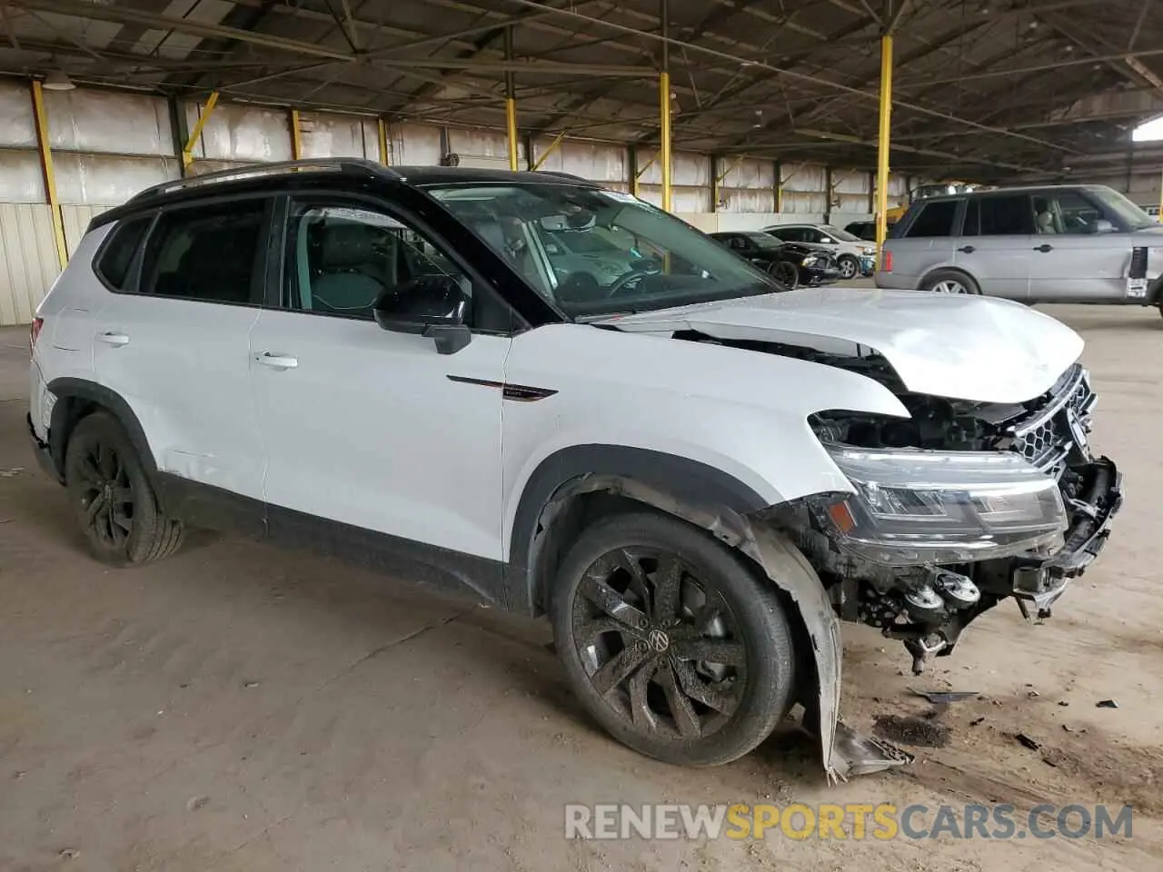 4 Photograph of a damaged car 3VVEX7B22PM356094 VOLKSWAGEN TAOS SE 2023