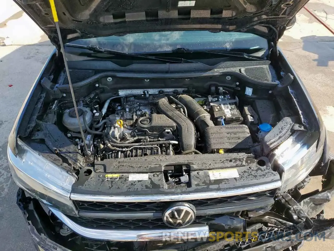 12 Photograph of a damaged car 3VVEX7B24PM305535 VOLKSWAGEN TAOS SE 2023