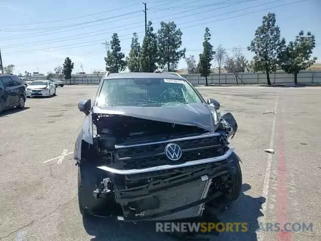 12 Photograph of a damaged car 3VVEX7B24PM364147 VOLKSWAGEN TAOS SE 2023