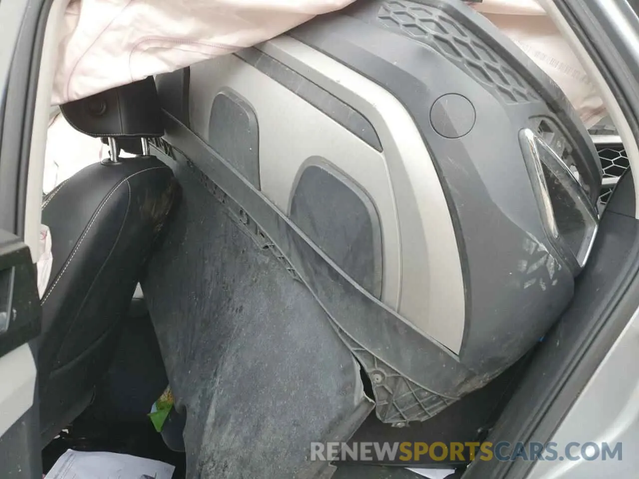 10 Photograph of a damaged car 3VVEX7B27PM334558 VOLKSWAGEN TAOS SE 2023