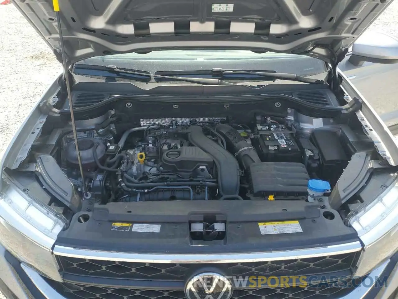 12 Photograph of a damaged car 3VVEX7B2XPM321674 VOLKSWAGEN TAOS SE 2023