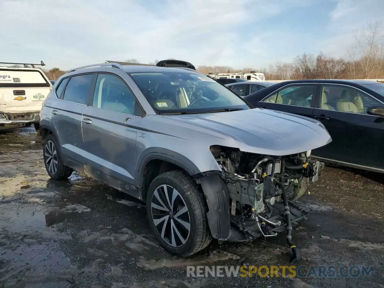 4 Photograph of a damaged car 3VVEX7B2XPM349443 VOLKSWAGEN TAOS SE 2023