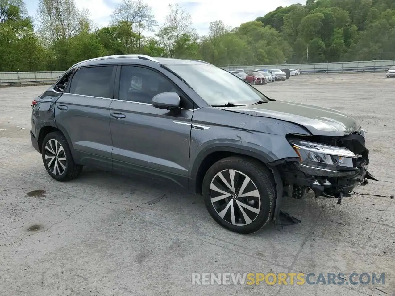 4 Photograph of a damaged car 3VVNX7B20PM301191 VOLKSWAGEN TAOS SE 2023
