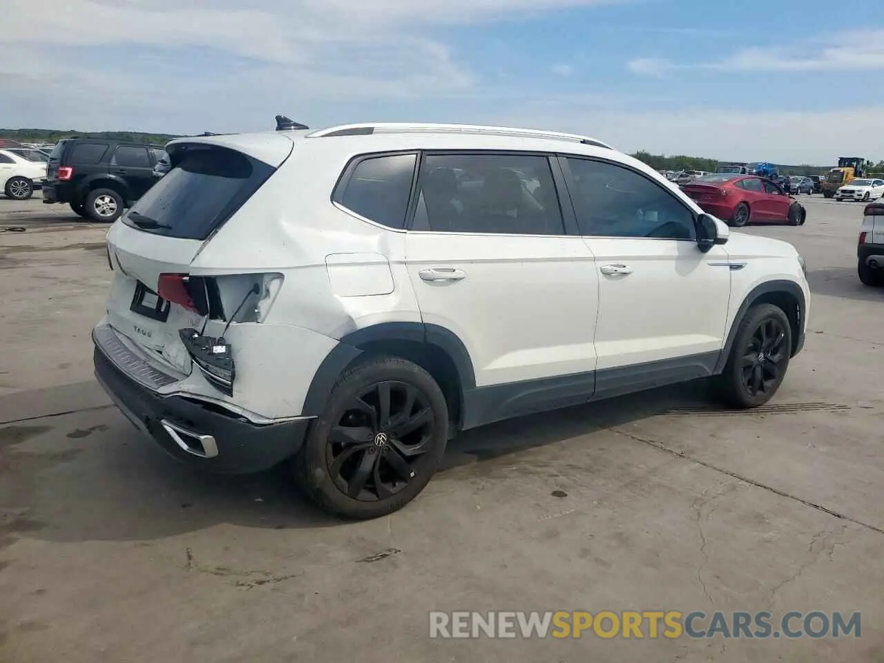 3 Photograph of a damaged car 3VVSX7B25PM309337 VOLKSWAGEN TAOS SE 2023