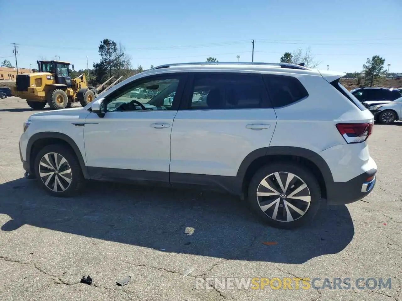 2 Photograph of a damaged car 3VVSX7B26PM308021 VOLKSWAGEN TAOS SE 2023