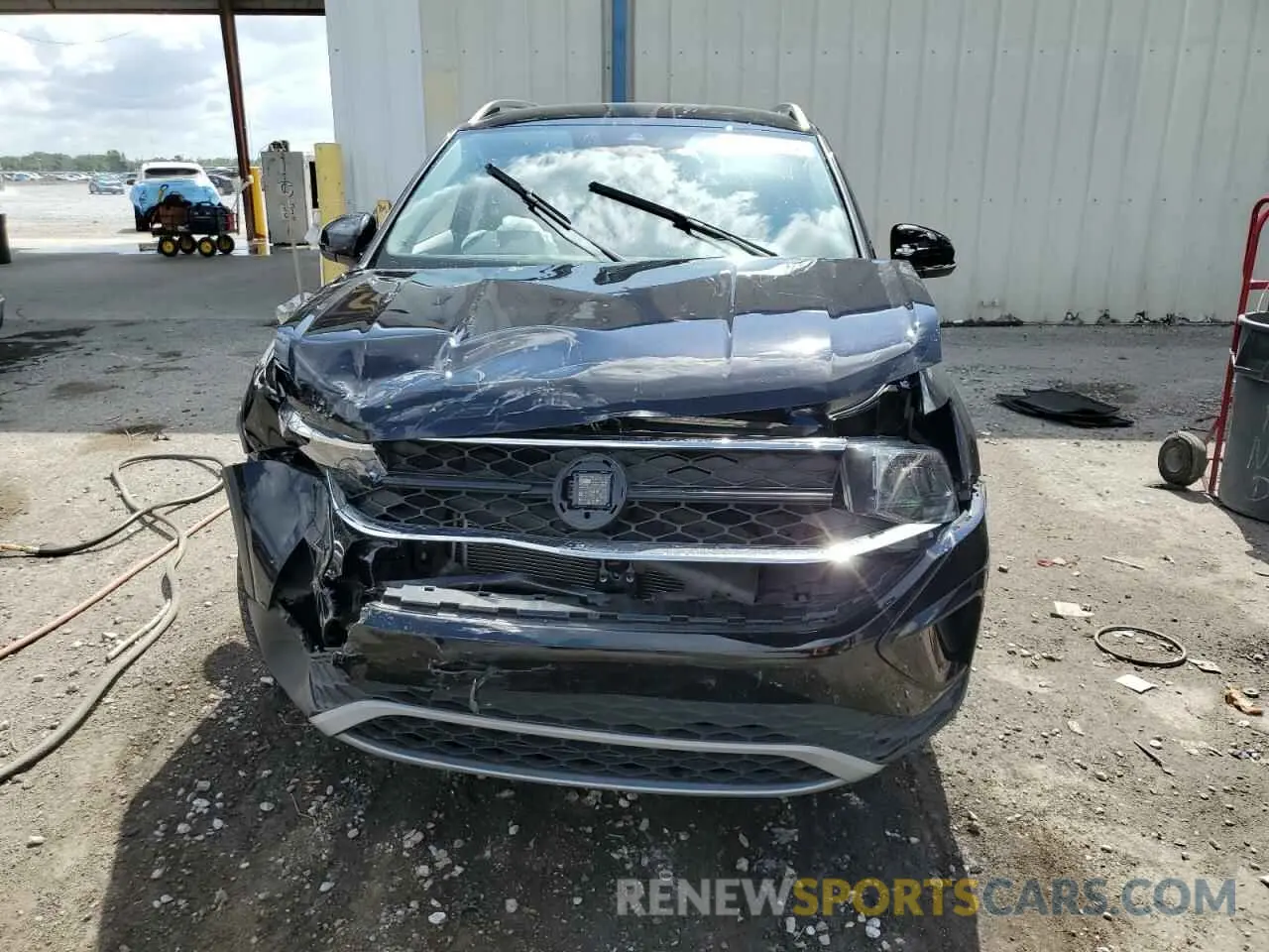 5 Photograph of a damaged car 3VVSX7B29PM311270 VOLKSWAGEN TAOS SE 2023
