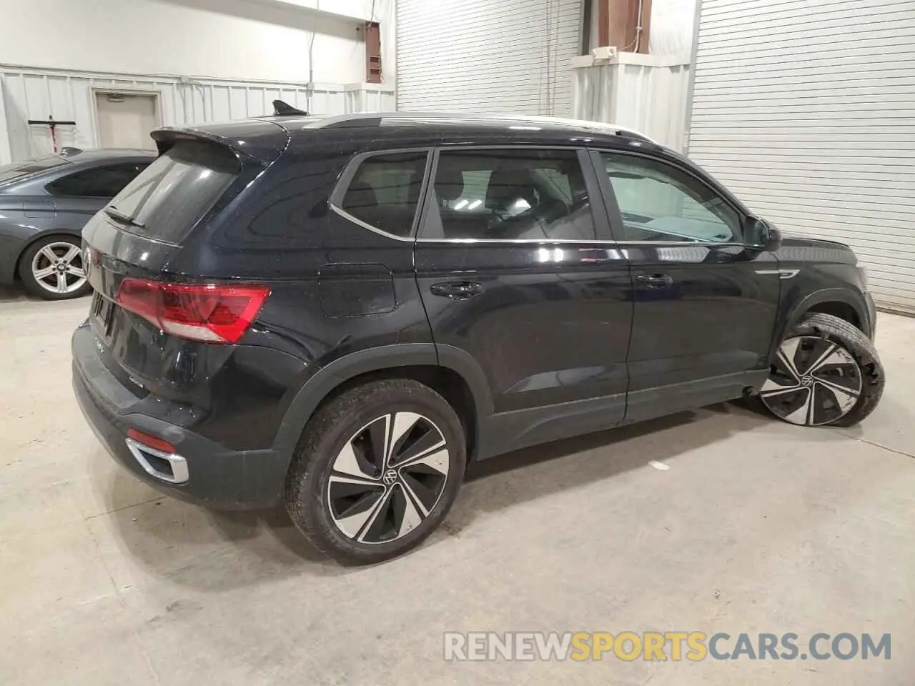 3 Photograph of a damaged car 3VVUX7B20PM370202 VOLKSWAGEN TAOS SE 2023