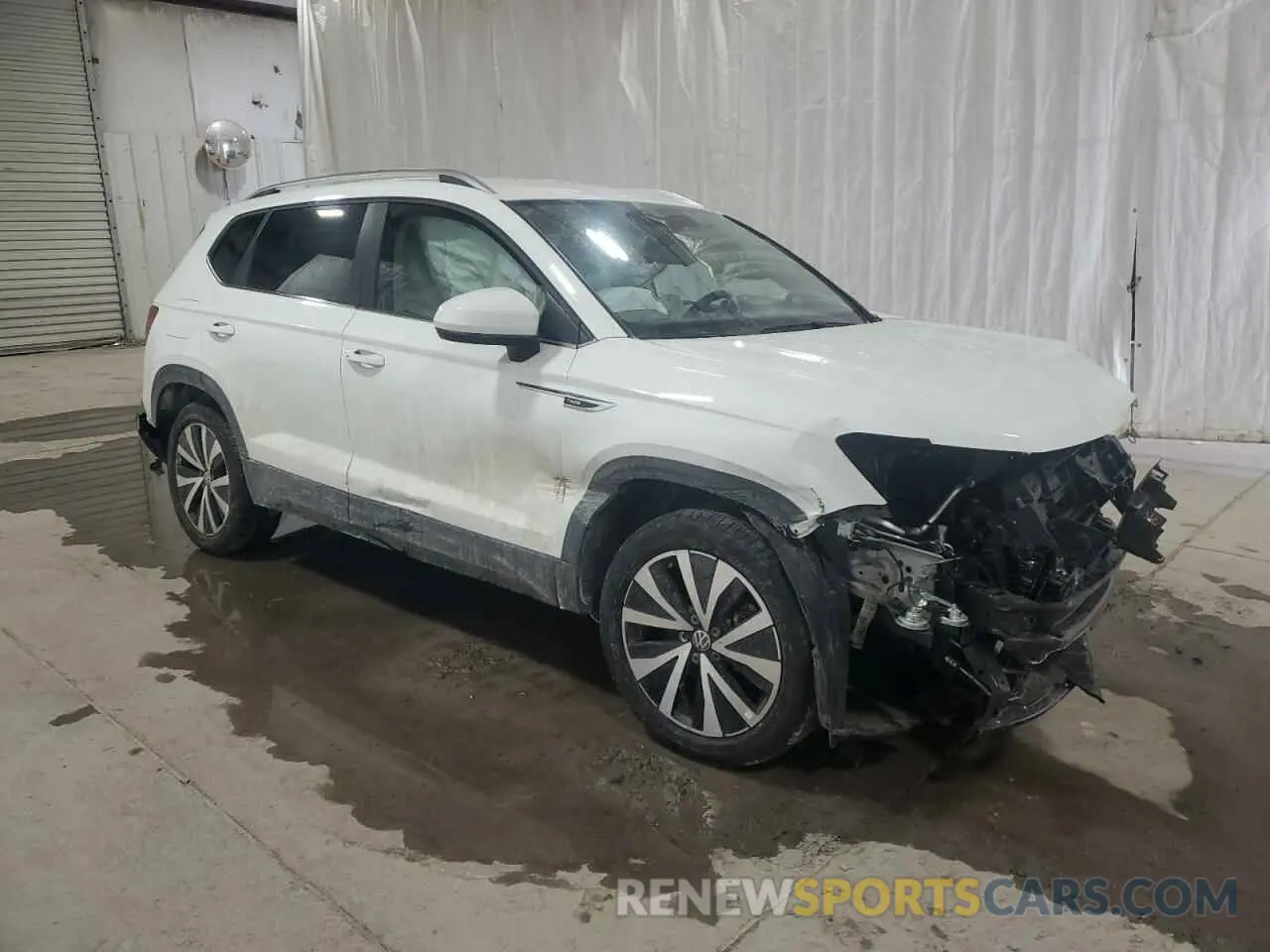4 Photograph of a damaged car 3VVYX7B24PM332649 VOLKSWAGEN TAOS SE 2023