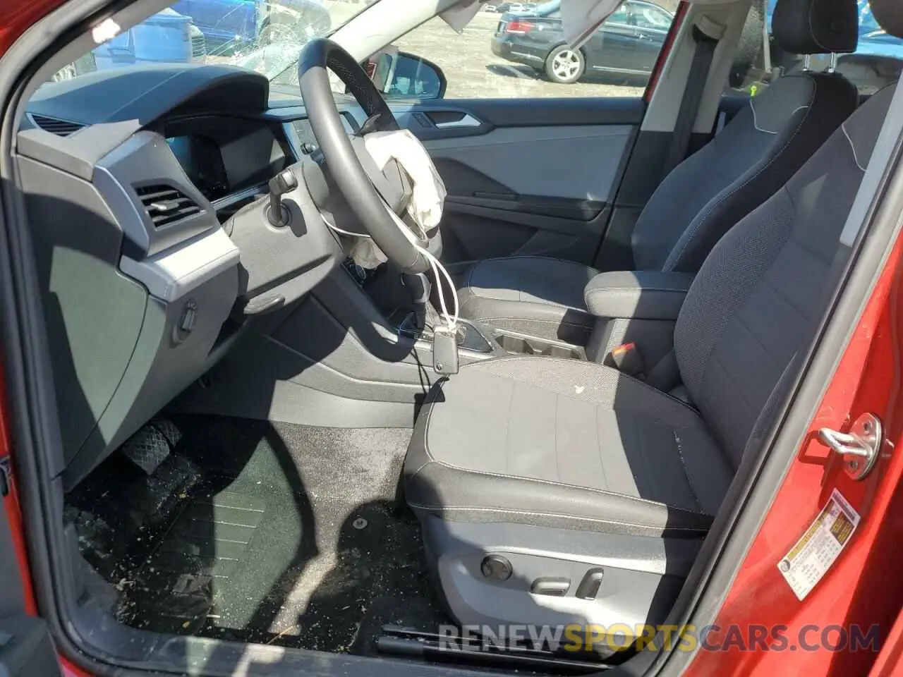 7 Photograph of a damaged car 3VVEX7B20RM000147 VOLKSWAGEN TAOS SE 2024