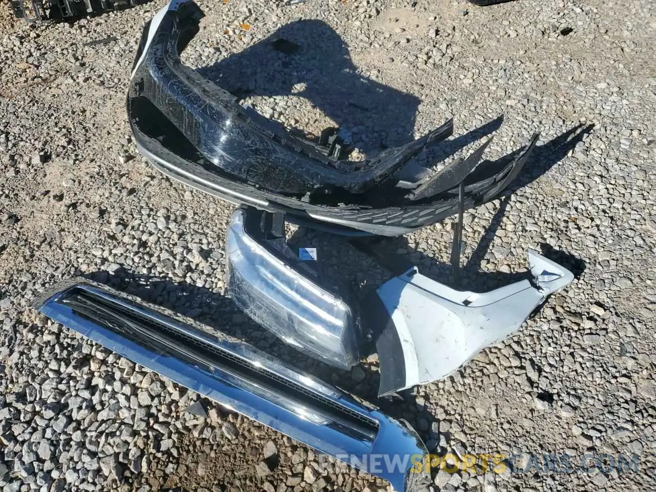13 Photograph of a damaged car 3VVEX7B21RM015711 VOLKSWAGEN TAOS SE 2024