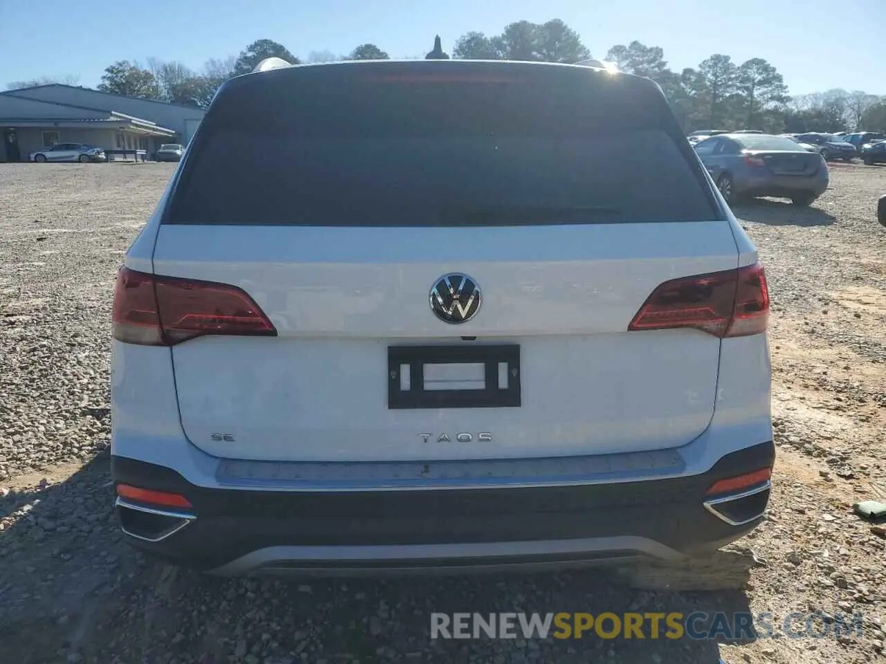 6 Photograph of a damaged car 3VVEX7B21RM015711 VOLKSWAGEN TAOS SE 2024