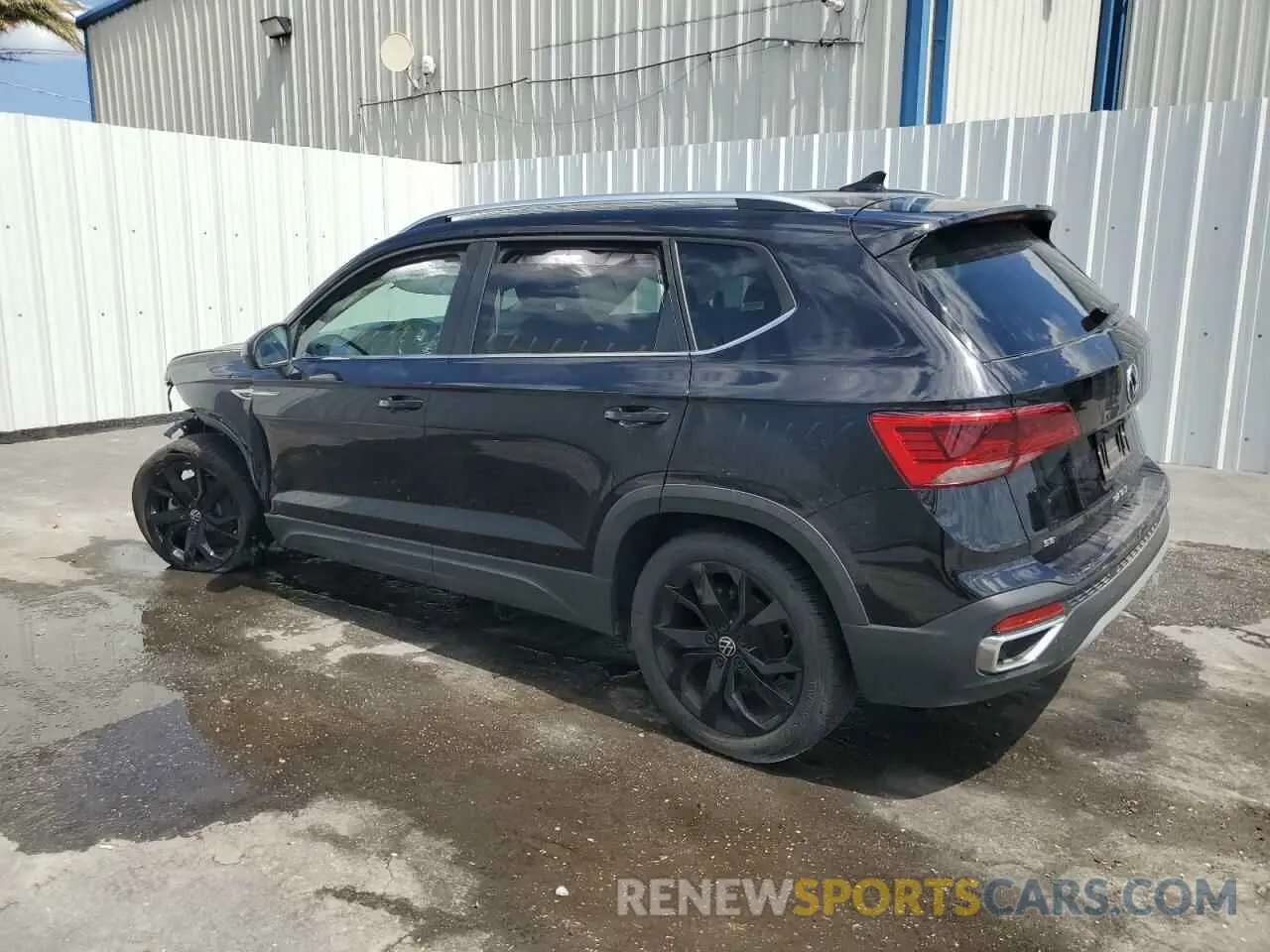2 Photograph of a damaged car 3VVEX7B22RM129667 VOLKSWAGEN TAOS SE 2024