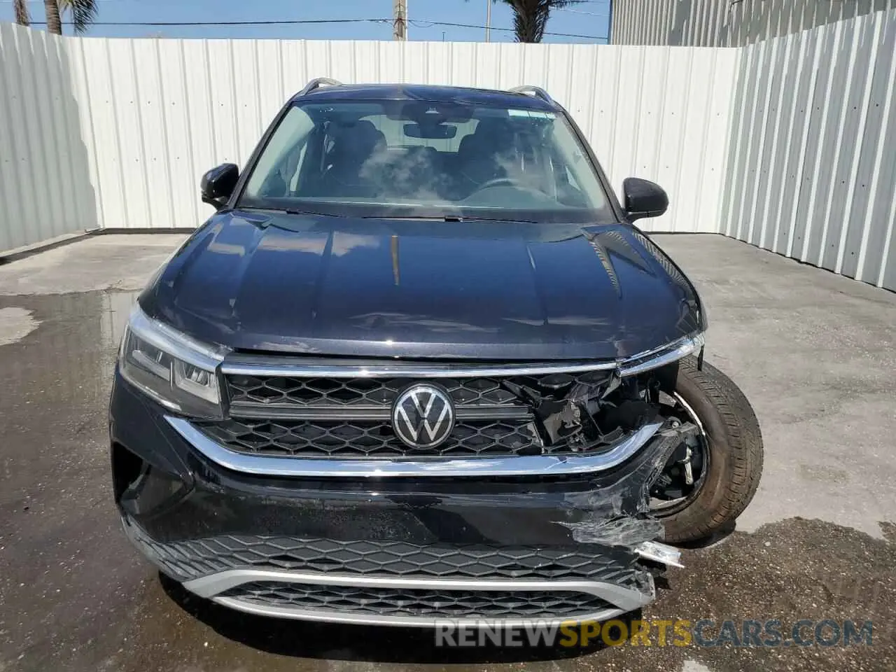 5 Photograph of a damaged car 3VVEX7B22RM129667 VOLKSWAGEN TAOS SE 2024