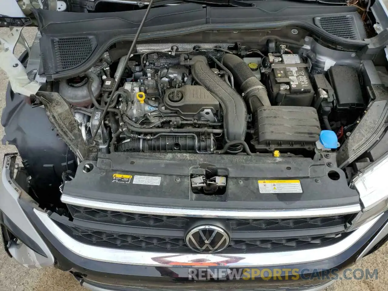 12 Photograph of a damaged car 3VVEX7B25RM010172 VOLKSWAGEN TAOS SE 2024