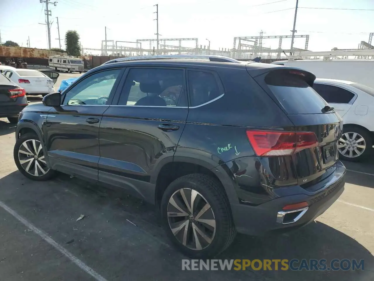 2 Photograph of a damaged car 3VVEX7B28RM051086 VOLKSWAGEN TAOS SE 2024