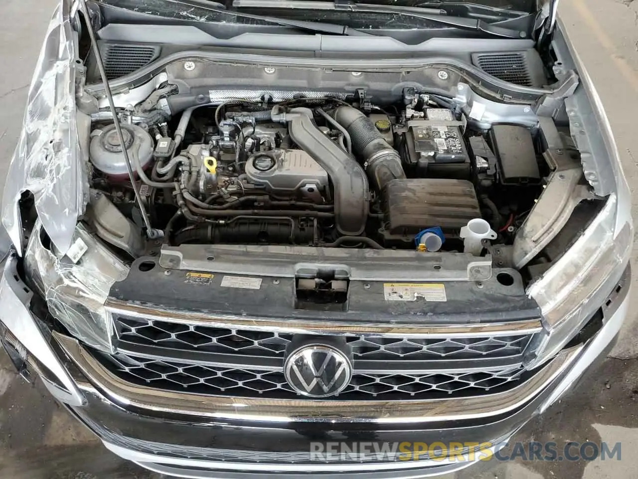 11 Photograph of a damaged car 3VVEX7B29RM053705 VOLKSWAGEN TAOS SE 2024