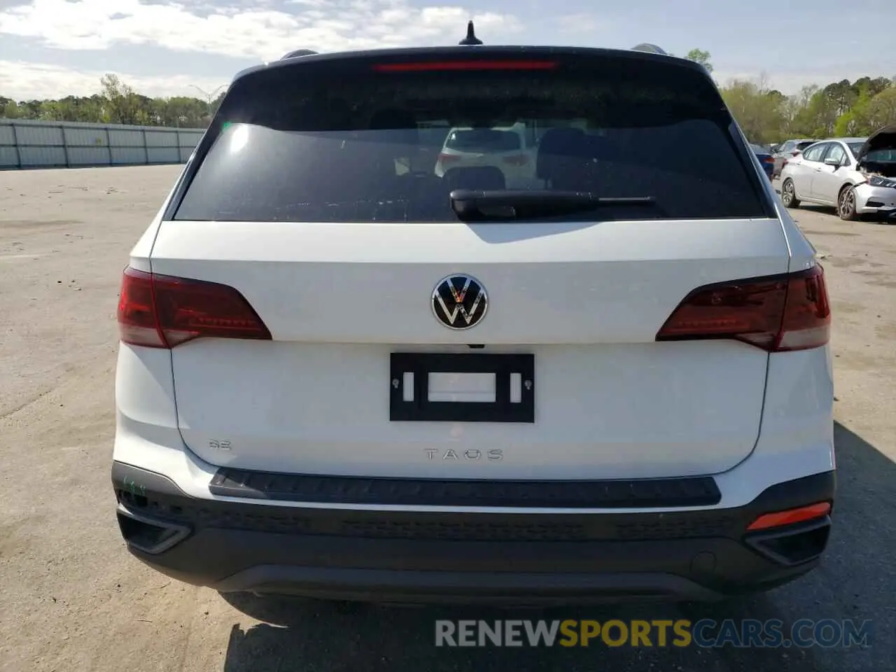 6 Photograph of a damaged car 3VVJX7B27RM101748 VOLKSWAGEN TAOS SE 2024