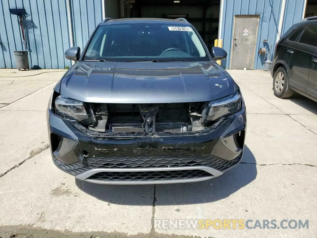 5 Photograph of a damaged car 3VVSX7B20RM012706 VOLKSWAGEN TAOS SE 2024