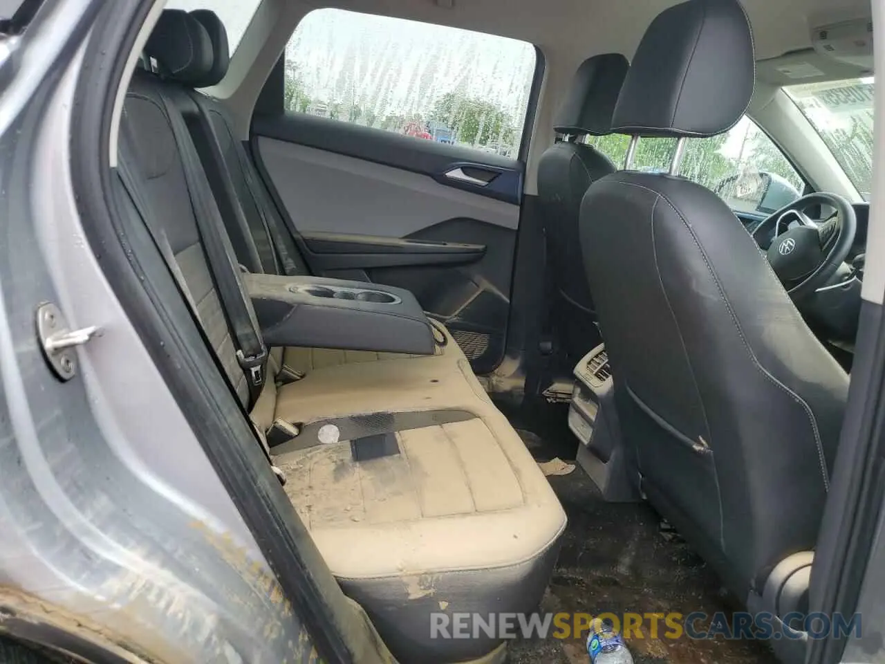 11 Photograph of a damaged car 3VVSX7B21RM007594 VOLKSWAGEN TAOS SE 2024