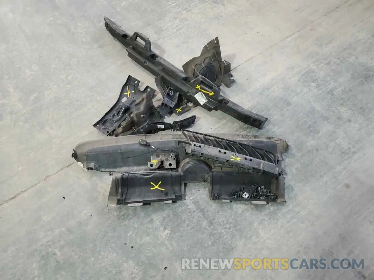 13 Photograph of a damaged car 3VVSX7B21RM009040 VOLKSWAGEN TAOS SE 2024