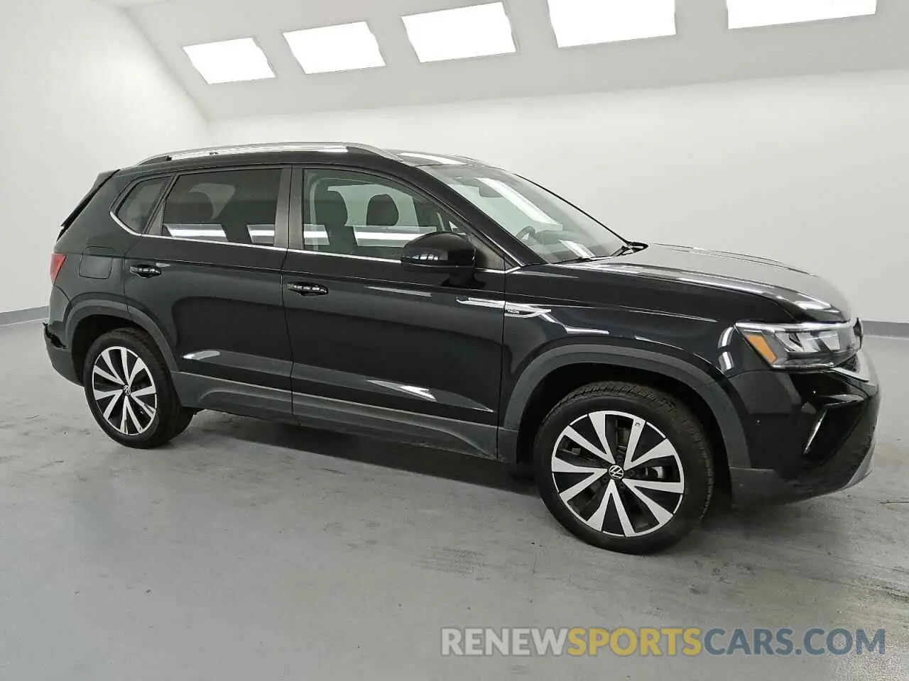 4 Photograph of a damaged car 3VVSX7B23RM067375 VOLKSWAGEN TAOS SE 2024