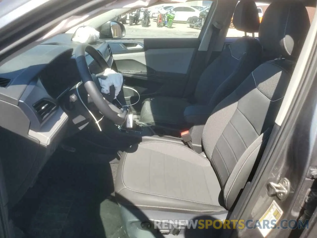 7 Photograph of a damaged car 3VVSX7B29RM070846 VOLKSWAGEN TAOS SE 2024