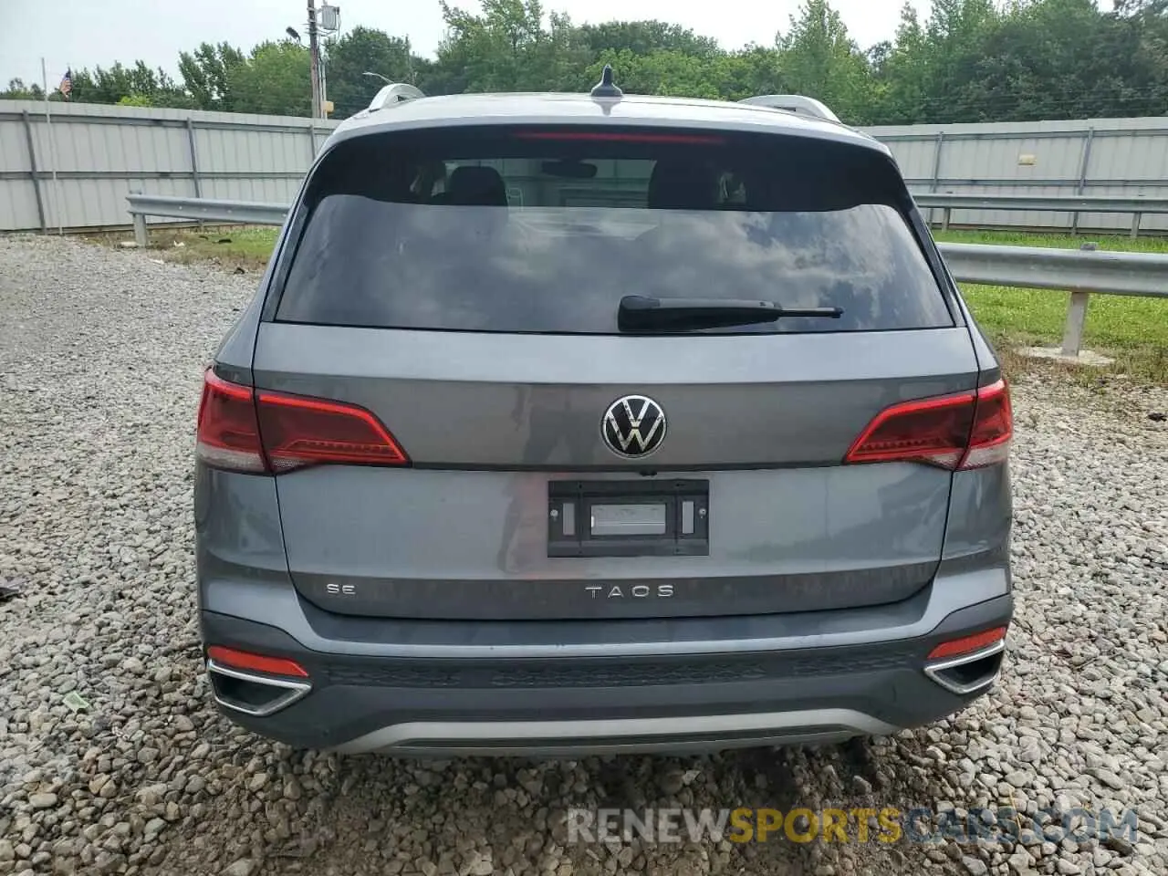 6 Photograph of a damaged car 3VVSX7B2XRM008467 VOLKSWAGEN TAOS SE 2024