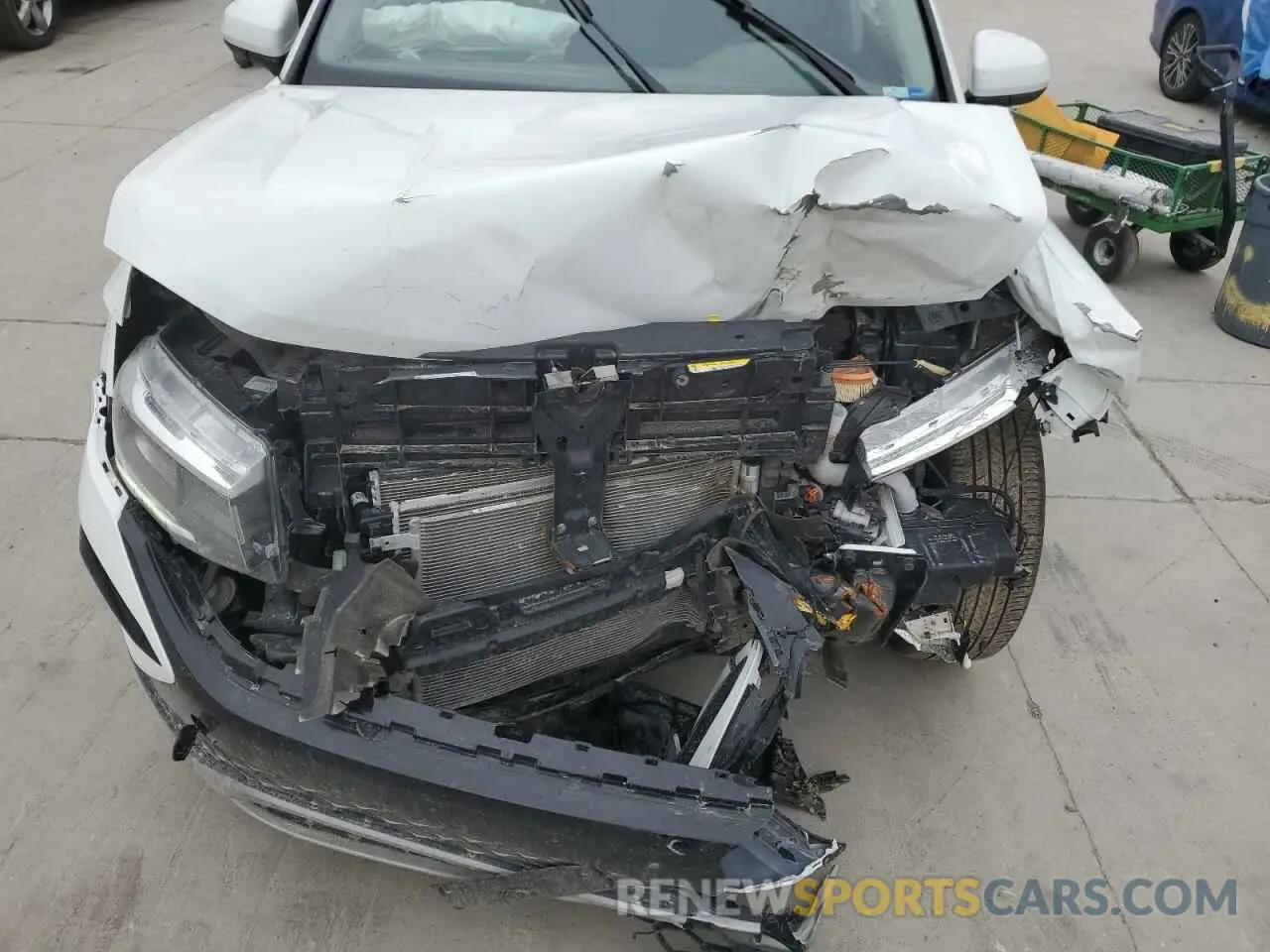 12 Photograph of a damaged car 3VVUX7B23RM094813 VOLKSWAGEN TAOS SE 2024