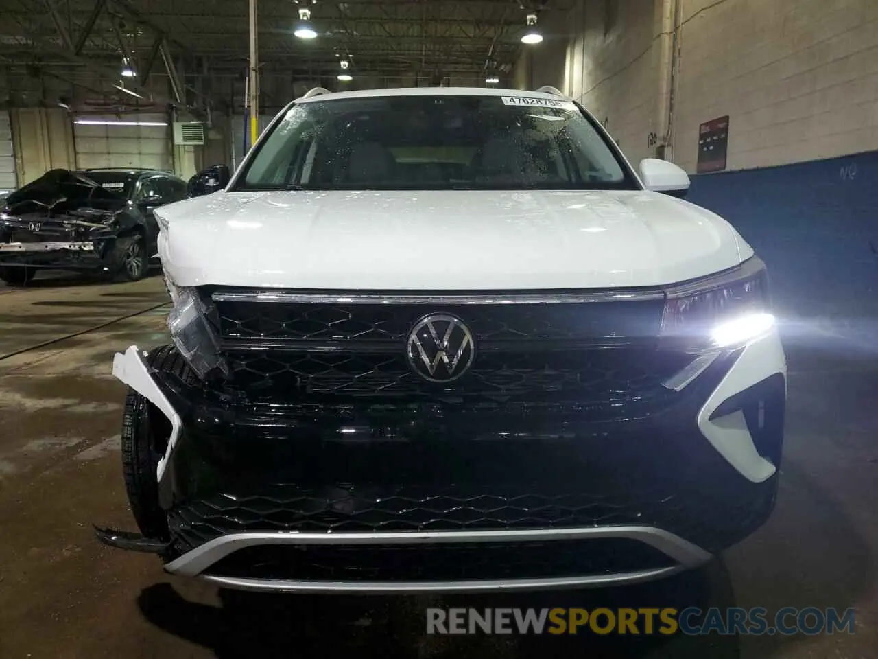 5 Photograph of a damaged car 3VVVX7B26RM118199 VOLKSWAGEN TAOS SE 2024