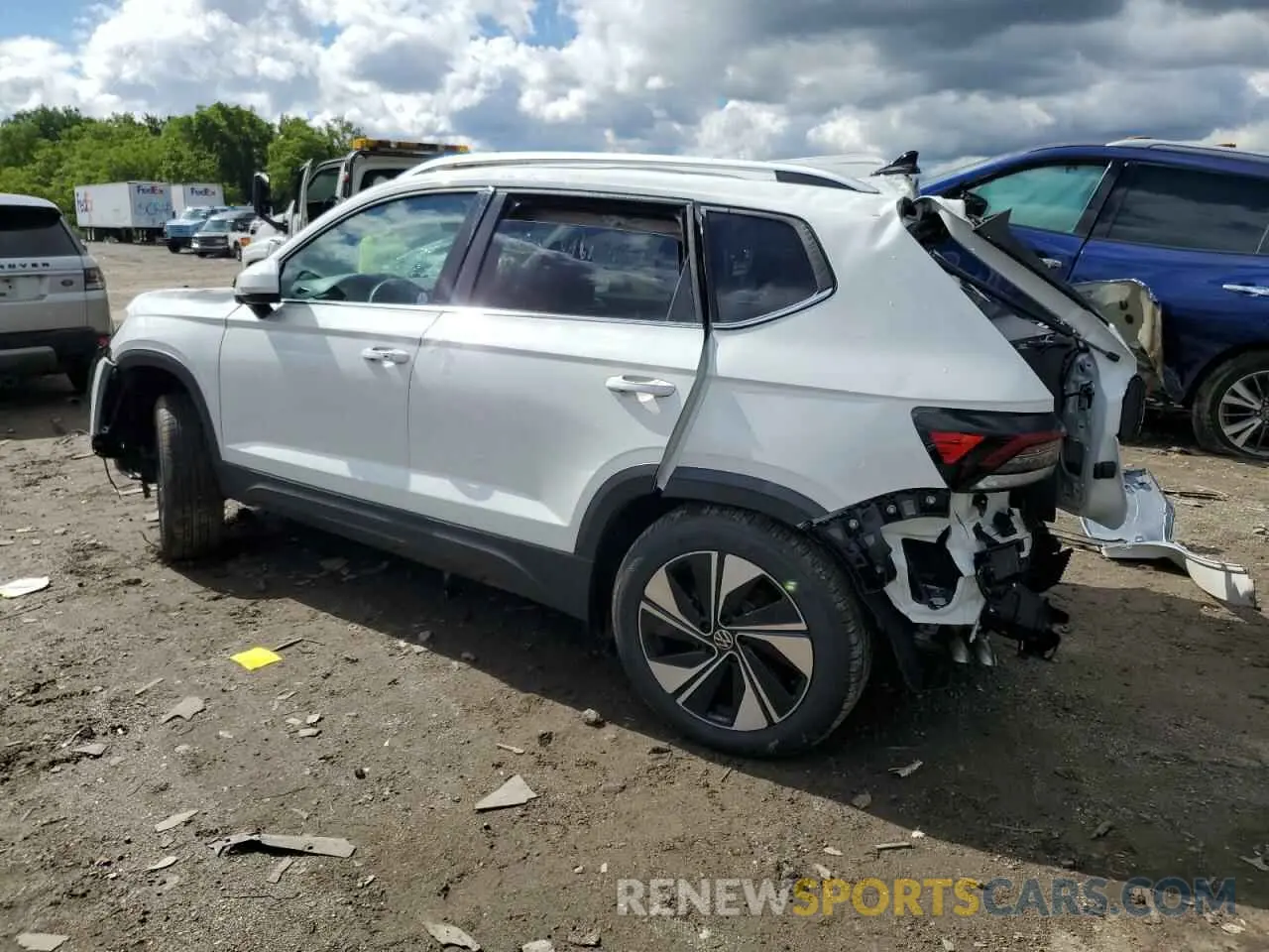 2 Photograph of a damaged car 3VVUC7B21SM031453 VOLKSWAGEN TAOS SE 2025