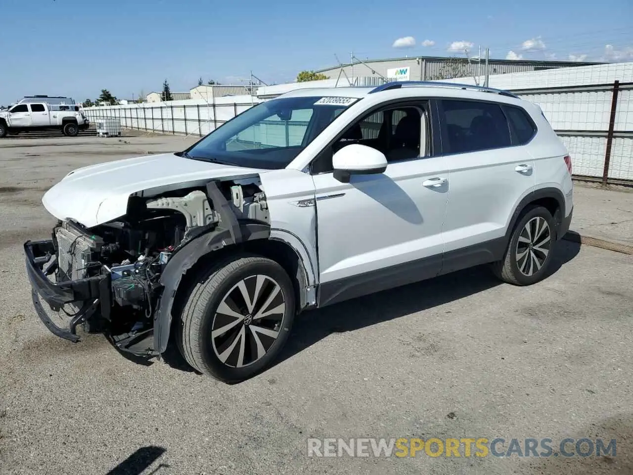 1 Photograph of a damaged car 3VVLX7B22NM082450 VOLKSWAGEN TAOS SE IQ 2022