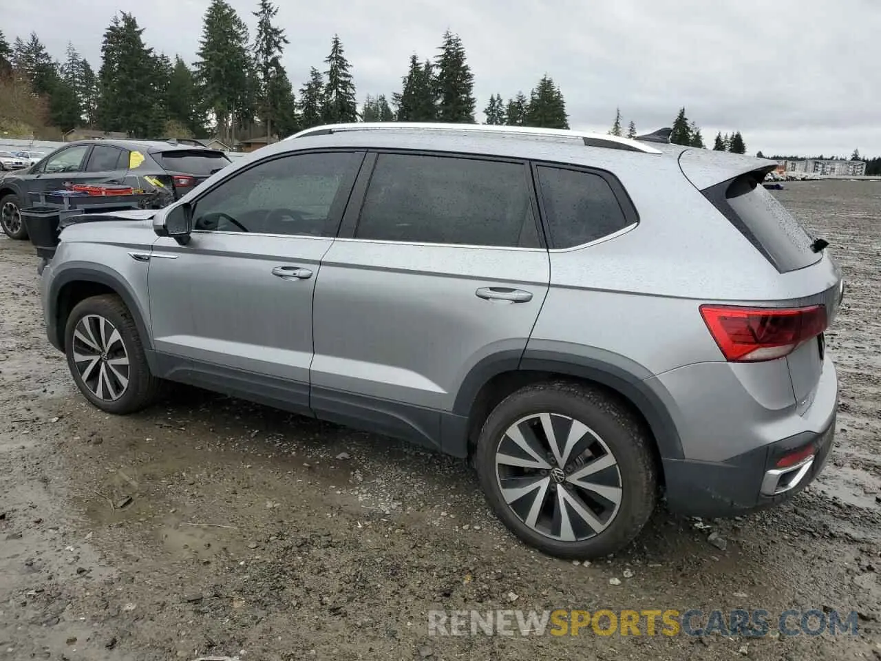 2 Photograph of a damaged car 3VVLX7B24NM067593 VOLKSWAGEN TAOS SE IQ 2022