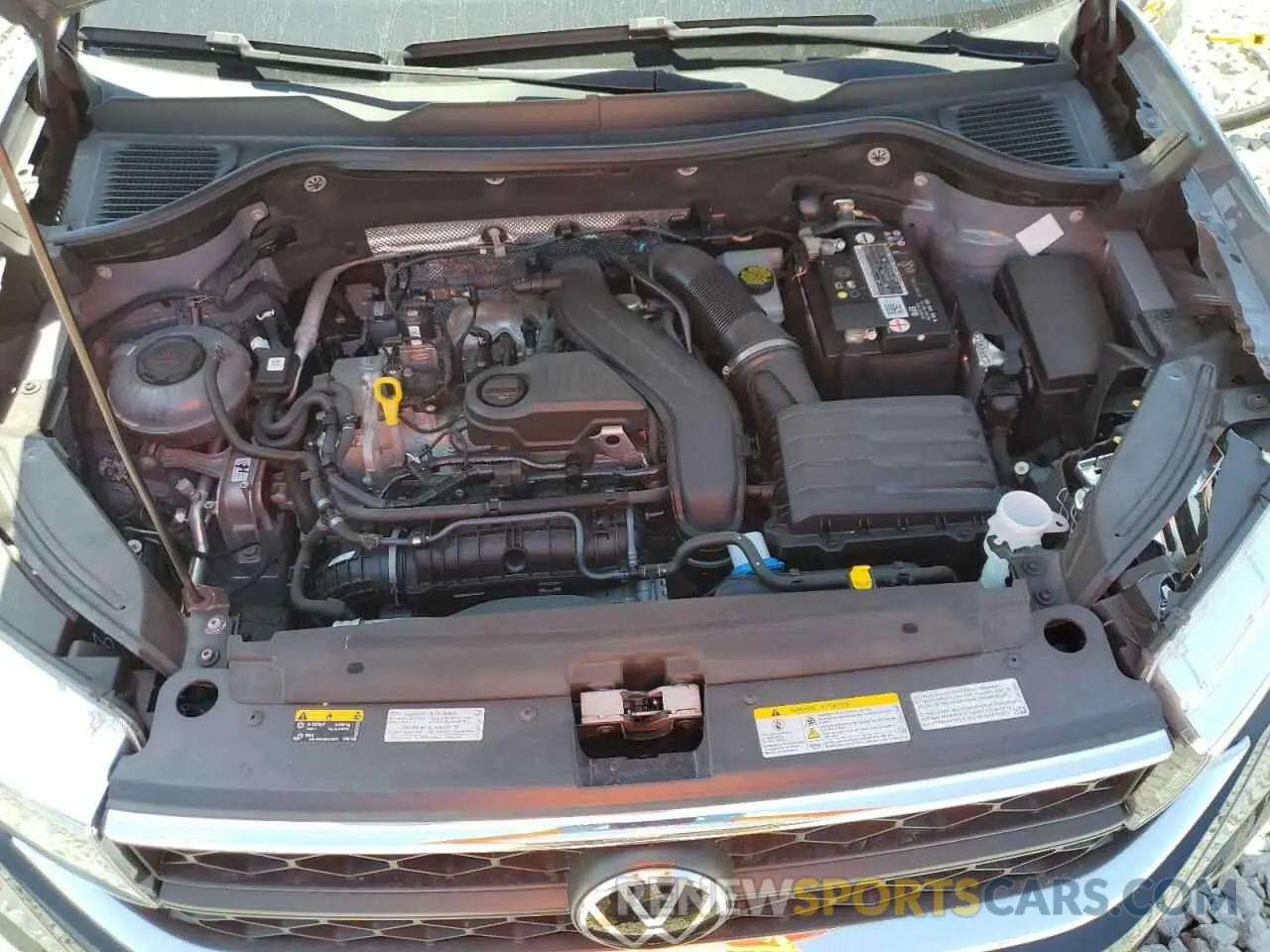 12 Photograph of a damaged car 3VVLX7B25NM020380 VOLKSWAGEN TAOS SE IQ 2022
