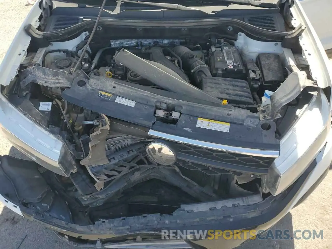 12 Photograph of a damaged car 3VVLX7B27NM023975 VOLKSWAGEN TAOS SE IQ 2022