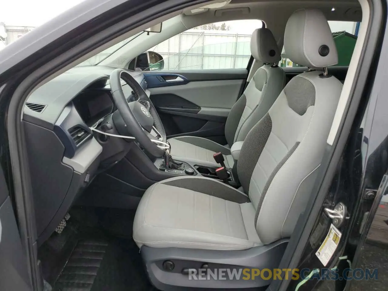 7 Photograph of a damaged car 3VVPX7B24NM091698 VOLKSWAGEN TAOS SE IQ 2022